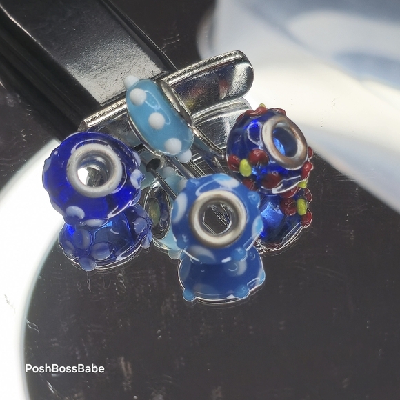 4 Metal core center glass bead fits pandora type bracelets - Picture 3 of 7